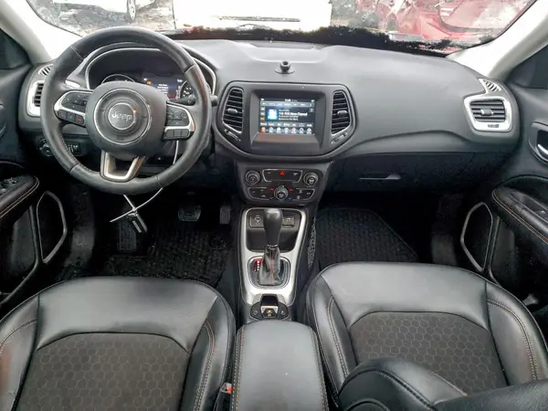 3C4NJCBB4KT715422 2019 JEEP COMPASS - Image 8