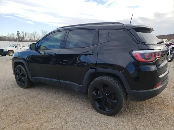 3C4NJCBB4KT777998 2019 JEEP COMPASS - Image 2