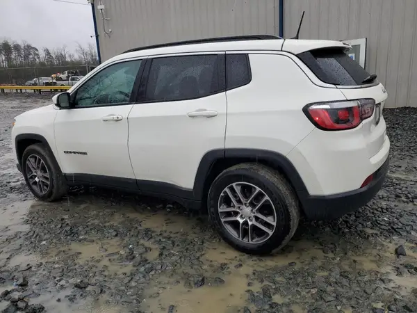 3C4NJCBB4KT832451 2019 JEEP COMPASS - Image 2