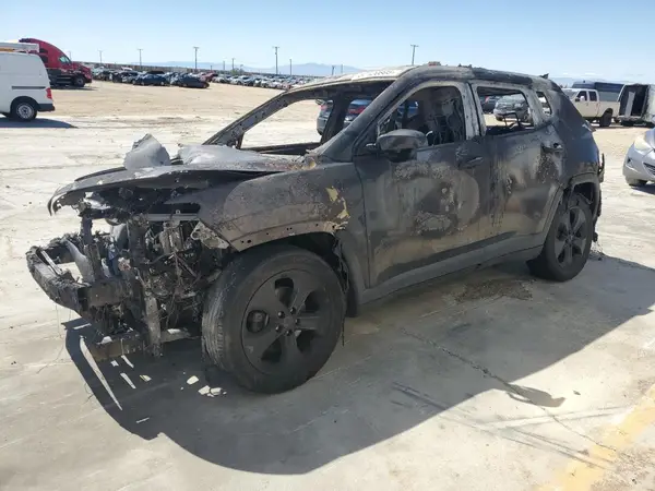 3C4NJCBB4KT832675 2019 JEEP COMPASS - Image 1