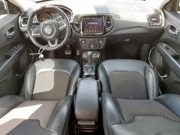 3C4NJCBB4KT836337 2019 JEEP COMPASS - Image 8