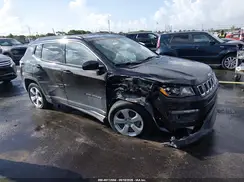 3C4NJCBB4KT851839 2019 JEEP COMPASS
