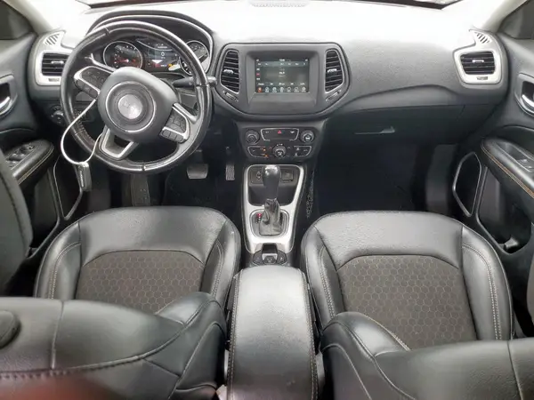3C4NJCBB4KT852067 2019 JEEP COMPASS - Image 8