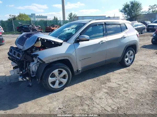 3C4NJCBB4LT152941 2020 JEEP COMPASS - Image 2