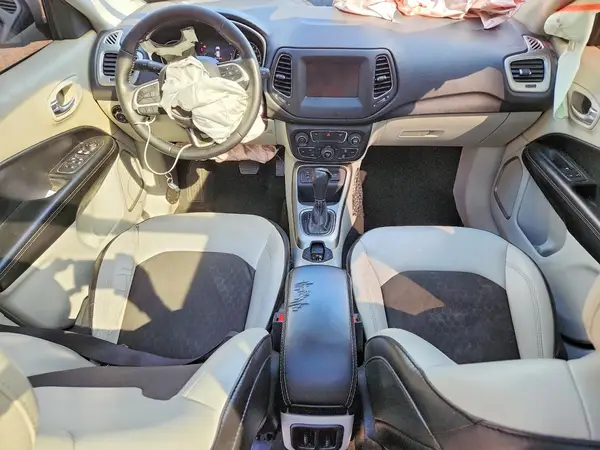 3C4NJCBB4LT166077 2020 JEEP COMPASS - Image 8