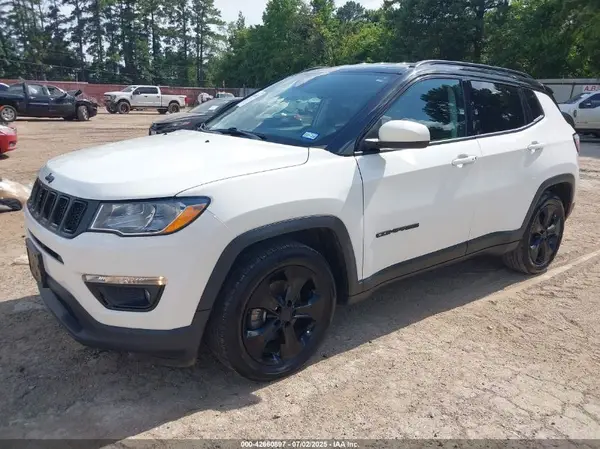 3C4NJCBB4LT170274 2020 JEEP COMPASS - Image 2