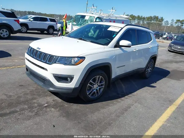 3C4NJCBB4LT177015 2020 JEEP COMPASS - Image 2