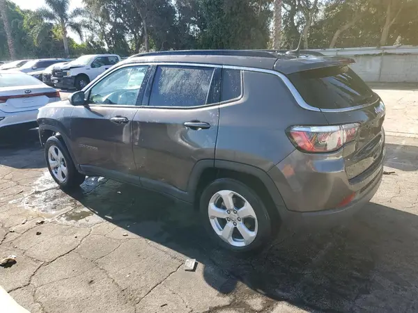 3C4NJCBB4LT224592 2020 JEEP COMPASS - Image 2