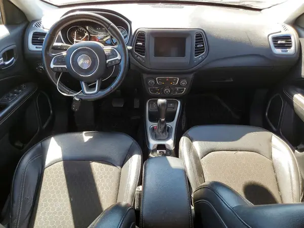 3C4NJCBB4LT241506 2020 JEEP COMPASS - Image 8