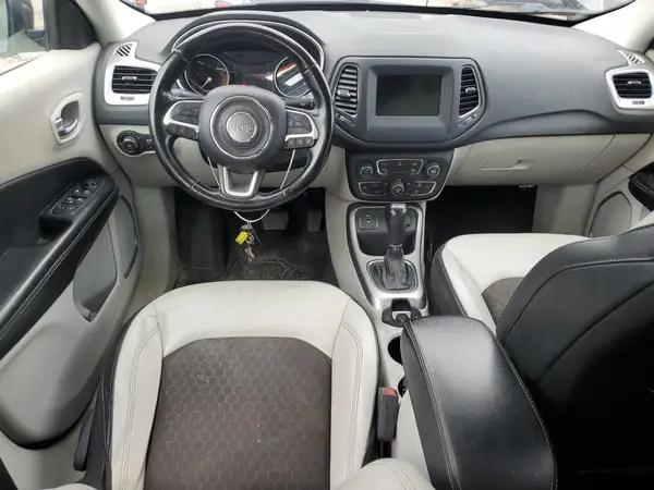 3C4NJCBB4LT256748 2020 JEEP COMPASS - Image 8