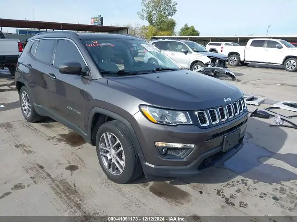 3C4NJCBB4LT258774 2020 JEEP COMPASS - Image 1