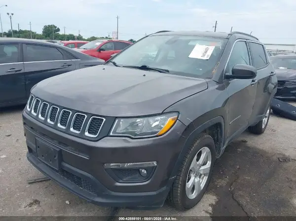 3C4NJCBB4MT518141 2021 JEEP COMPASS - Image 2