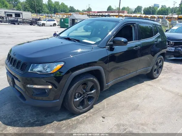 3C4NJCBB4MT535246 2021 JEEP COMPASS - Image 2