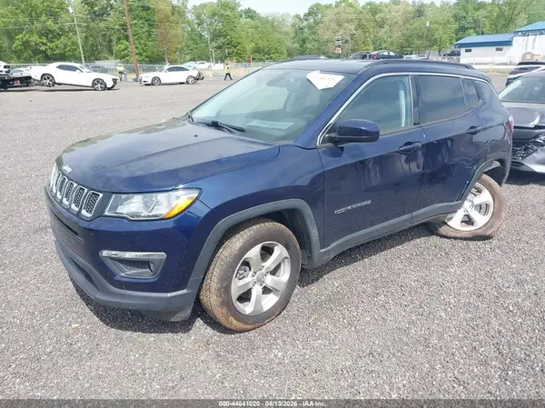 3C4NJCBB4MT538485 2021 JEEP COMPASS - Image 2