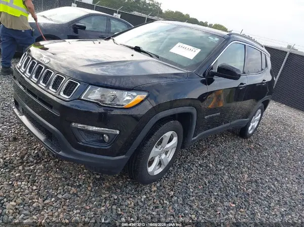 3C4NJCBB4MT549163 2021 JEEP COMPASS - Image 2