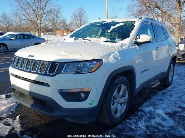 3C4NJCBB4MT592370 2021 JEEP COMPASS - Image 2