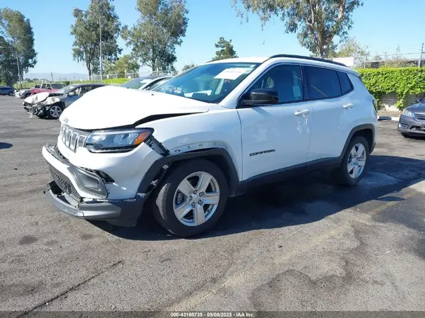 3C4NJCBB4NT138315 2022 JEEP COMPASS - Image 2