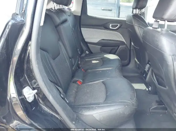 3C4NJCBB4NT187403 2022 JEEP COMPASS - Image 8