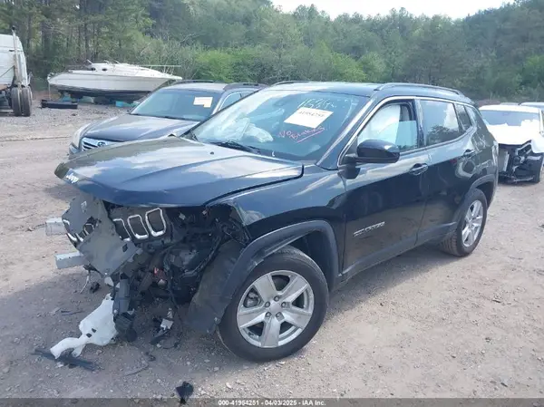 3C4NJCBB4NT188549 2022 JEEP COMPASS - Image 2