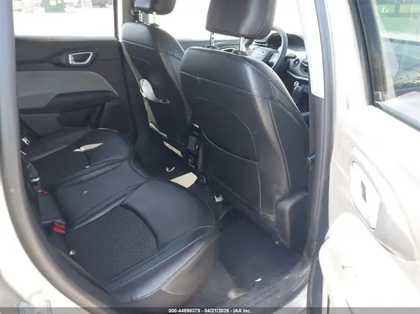 3C4NJCBB4NT229648 2022 JEEP COMPASS - Image 8