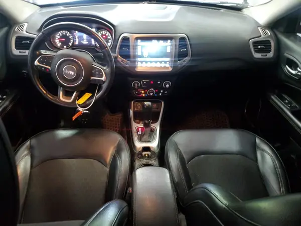 3C4NJCBB5JT122294 2018 JEEP COMPASS - Image 8