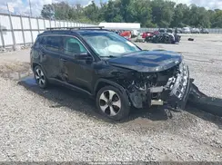 3C4NJCBB5JT133943 2018 JEEP COMPASS