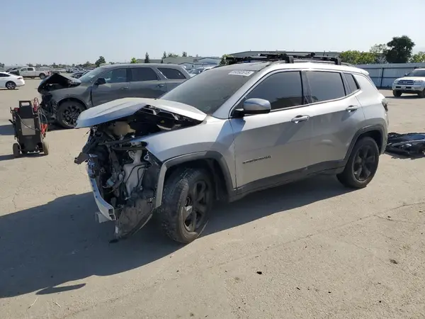 3C4NJCBB5JT137135 2018 JEEP COMPASS - Image 1