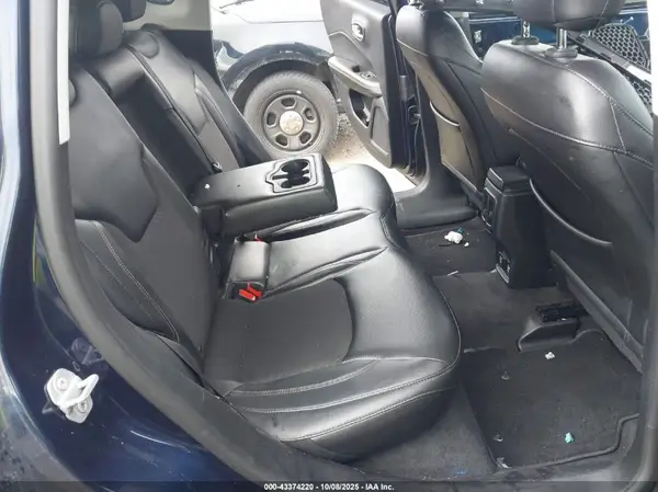 3C4NJCBB5JT137636 2018 JEEP COMPASS - Image 8