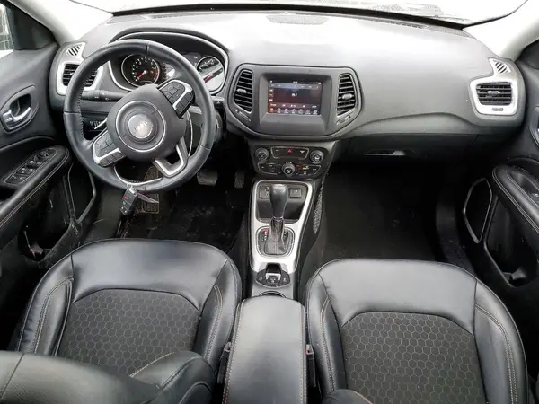 3C4NJCBB5JT140293 2018 JEEP COMPASS - Image 8