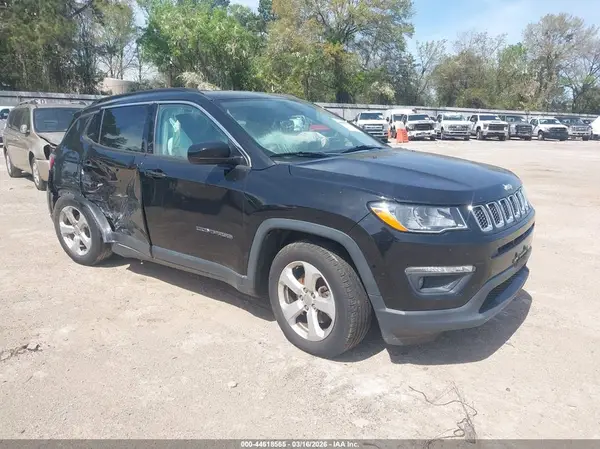 3C4NJCBB5JT165288 2018 JEEP COMPASS - Image 1