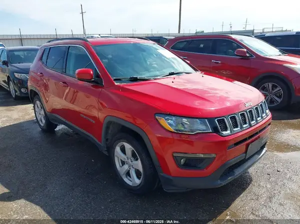 3C4NJCBB5JT194709 2018 JEEP COMPASS - Image 1