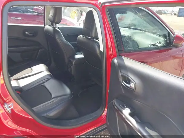 3C4NJCBB5JT194709 2018 JEEP COMPASS - Image 8