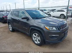3C4NJCBB5JT194869 2018 JEEP COMPASS