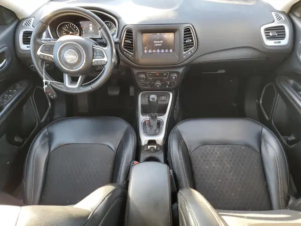 3C4NJCBB5JT227711 2018 JEEP COMPASS - Image 8