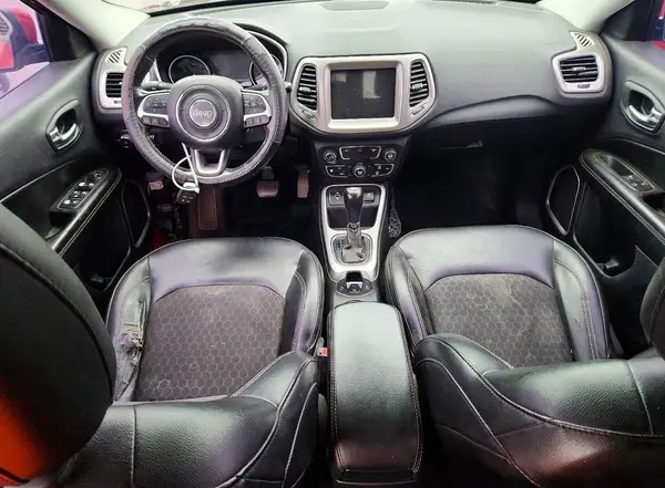 3C4NJCBB5JT227966 2018 JEEP COMPASS - Image 8