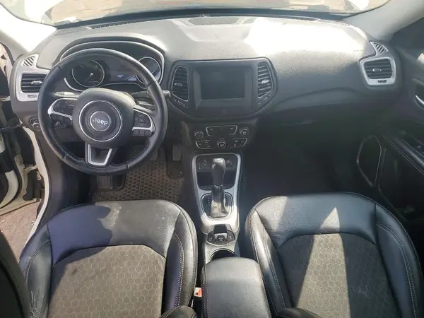 3C4NJCBB5JT240913 2018 JEEP COMPASS - Image 8