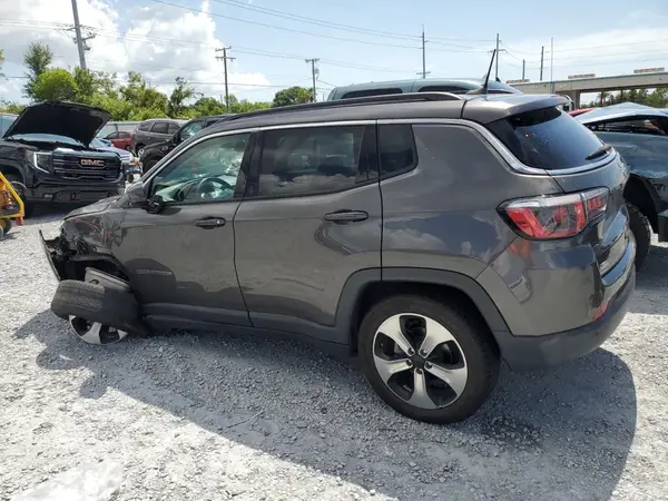 3C4NJCBB5JT248218 2018 JEEP COMPASS - Image 2