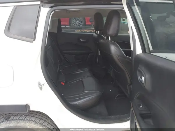 3C4NJCBB5JT268016 2018 JEEP COMPASS - Image 8