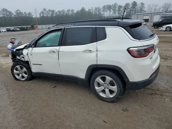 3C4NJCBB5JT272406 2018 JEEP COMPASS - Image 2