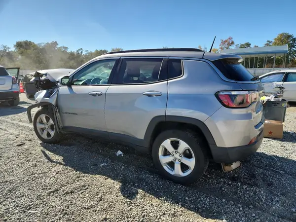 3C4NJCBB5JT293319 2018 JEEP COMPASS - Image 2