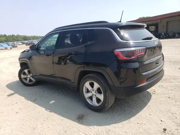 3C4NJCBB5JT293501 2018 JEEP COMPASS - Image 2
