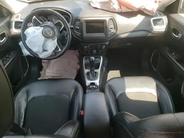 3C4NJCBB5JT293501 2018 JEEP COMPASS - Image 8