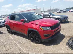 3C4NJCBB5JT300270 2018 JEEP COMPASS