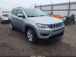 3C4NJCBB5JT301807 2018 JEEP COMPASS