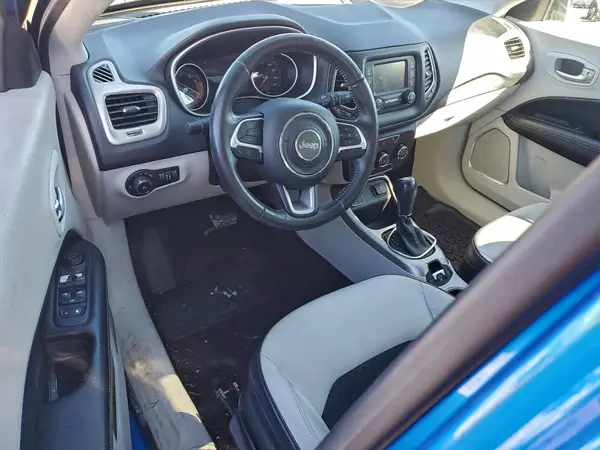 3C4NJCBB5JT308871 2018 JEEP COMPASS - Image 8