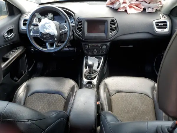 3C4NJCBB5JT309079 2018 JEEP COMPASS - Image 8