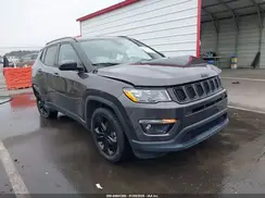 3C4NJCBB5JT318333 2018 JEEP COMPASS