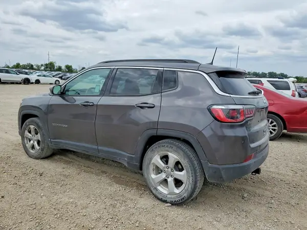 3C4NJCBB5JT344317 2018 JEEP COMPASS - Image 2