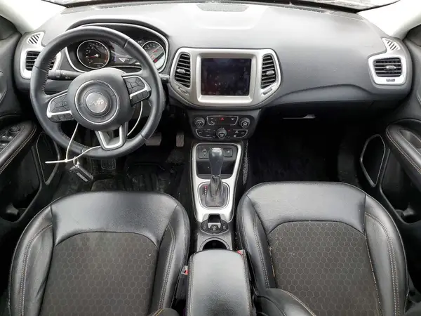 3C4NJCBB5JT344317 2018 JEEP COMPASS - Image 8