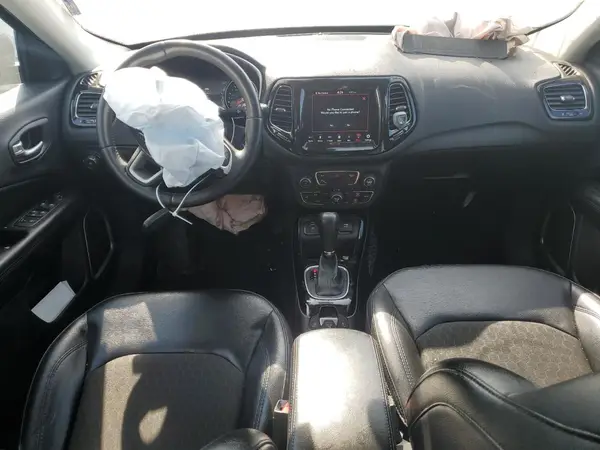 3C4NJCBB5JT407805 2018 JEEP COMPASS - Image 8